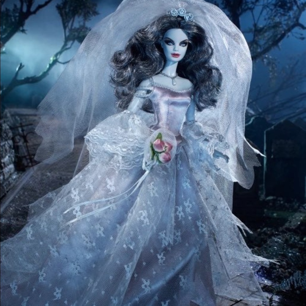 Haunted Beauty Zombie Barbie w/ shipper